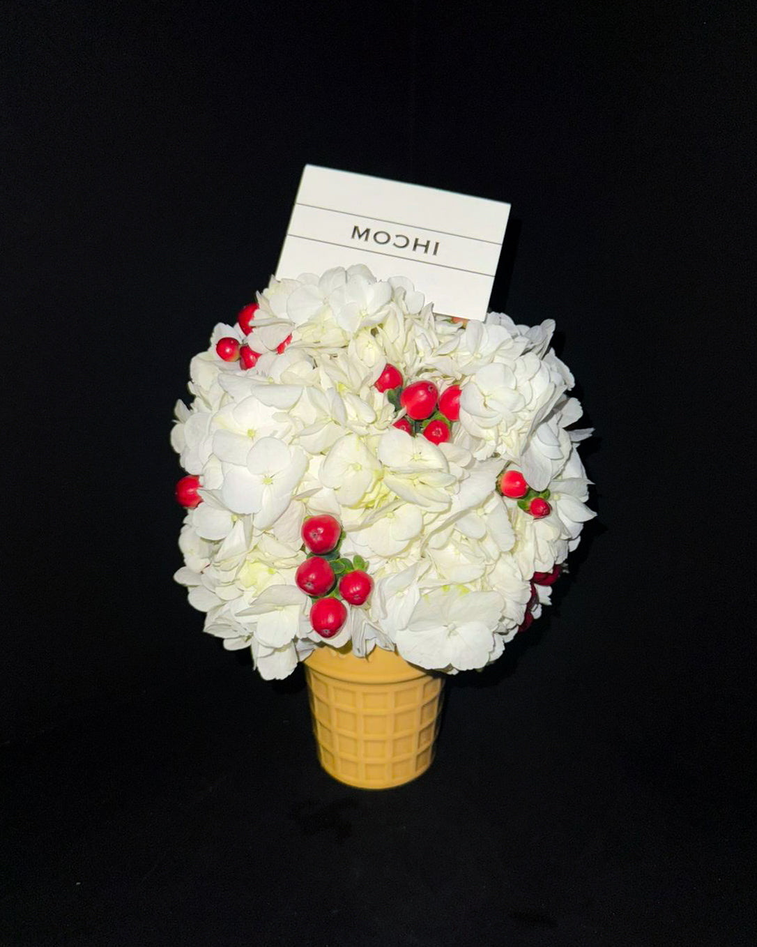 White Ice Cream | 白色雪糕｜花店 Flowers Florist｜情人節花束 求婚花束